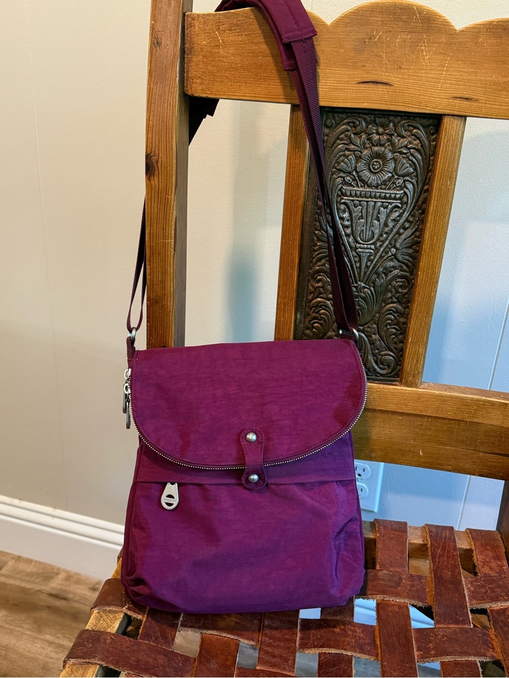 Baggallini Crossbody Bag or Shoulder Bag
